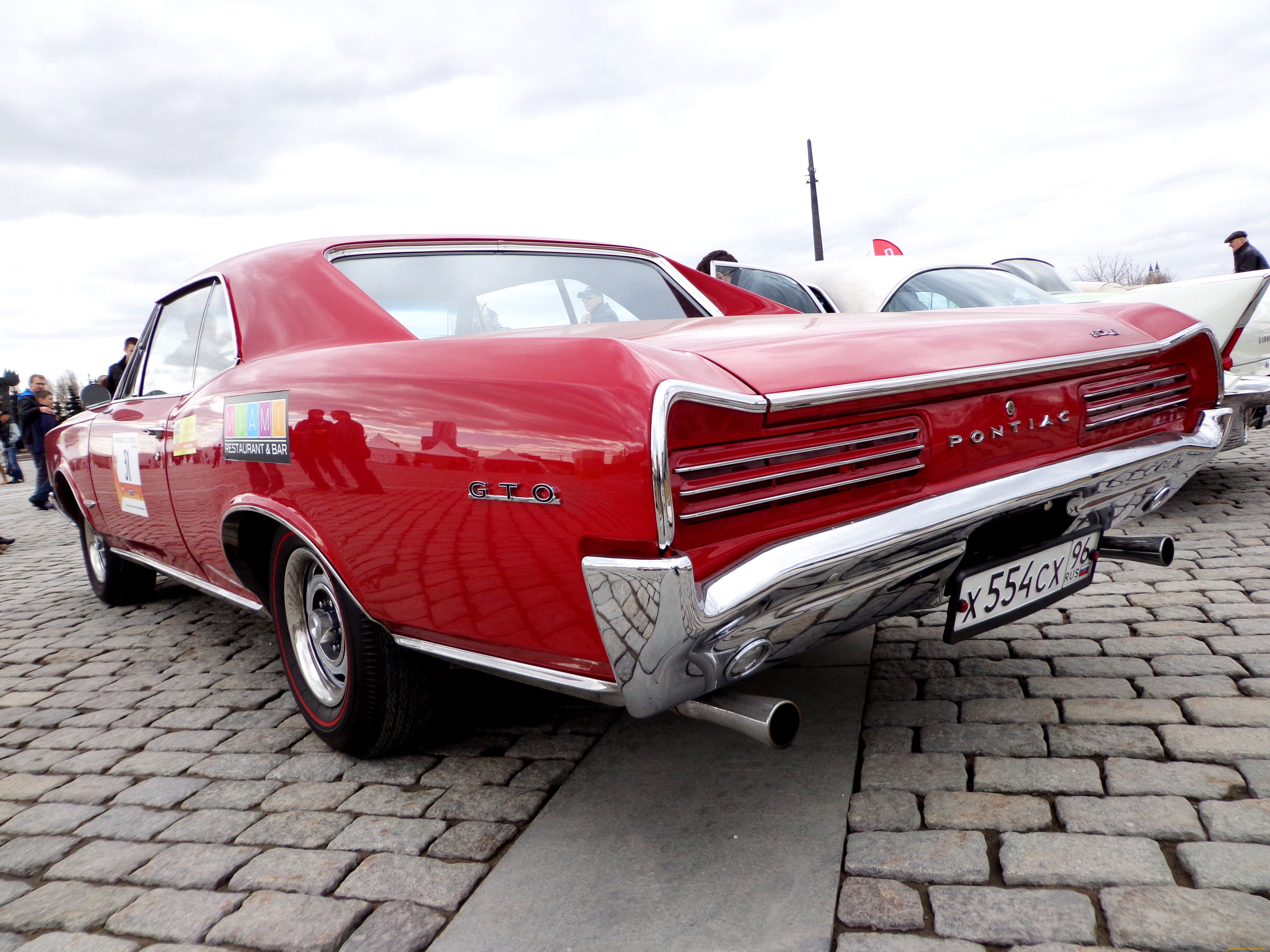 ,    , , pontiac